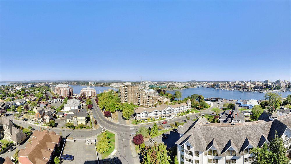 Harbour Towers Hotel & Suites Victoria Extérieur photo