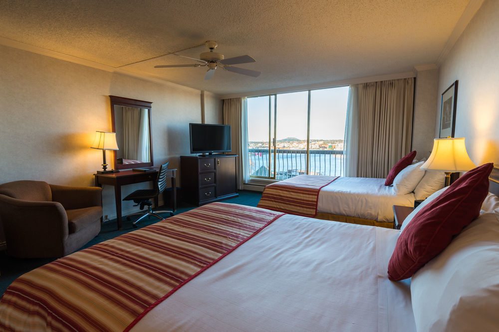 Harbour Towers Hotel & Suites Victoria Extérieur photo