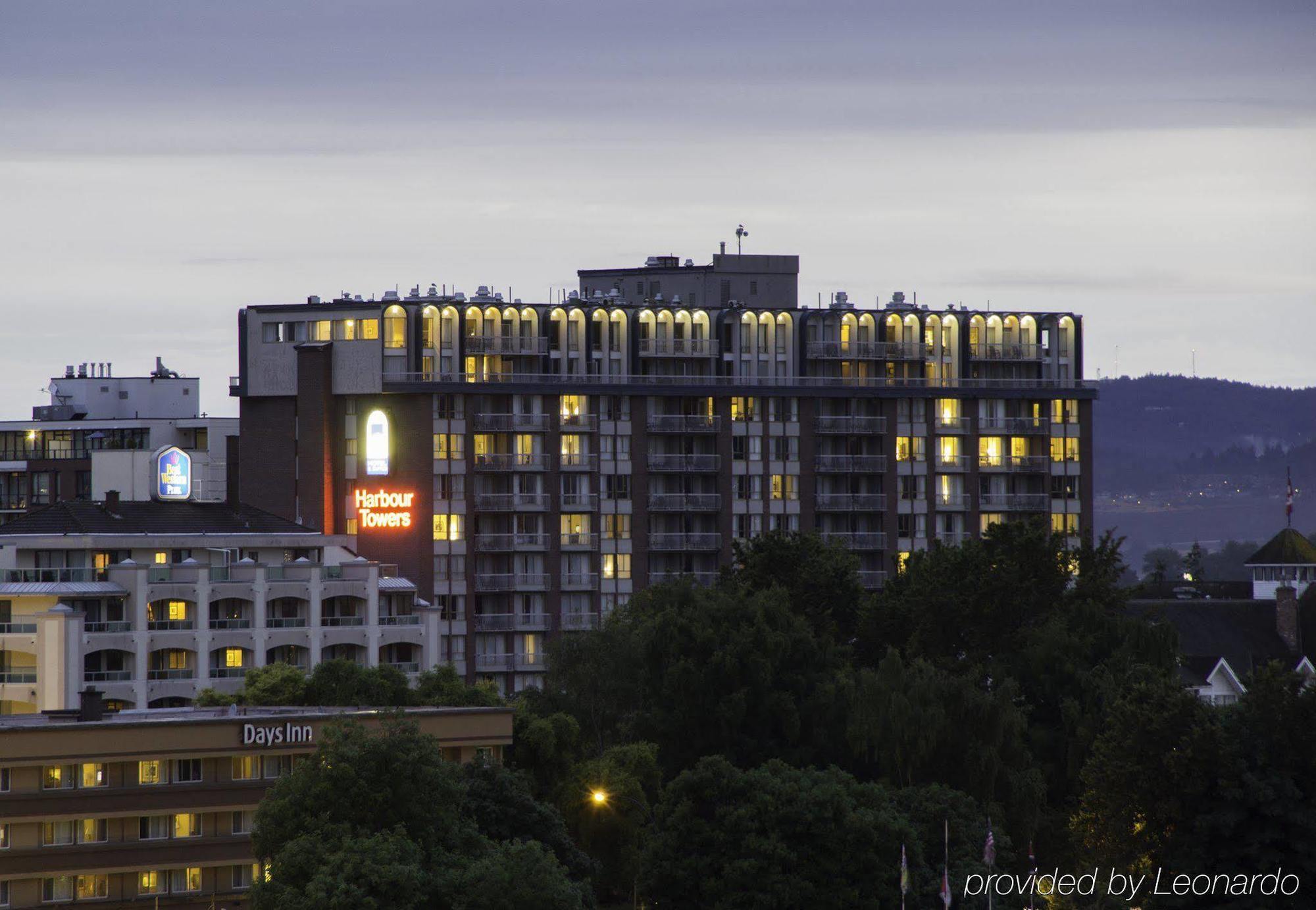 Harbour Towers Hotel & Suites Victoria Extérieur photo